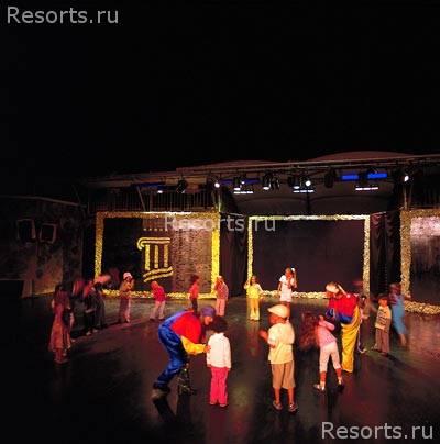 Queens Park Resort 37